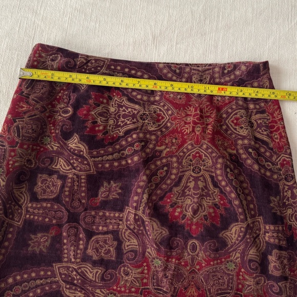 St. John's Bay Paisley Skirt 100% Cotton Women’s Skirt Size 4 Suede-Feel - Picture 6 of 8
